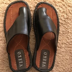 Veeko men’s leather sandals